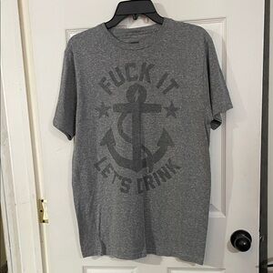 Men's Buy Me Brunch Graphic Gray T-Shirt. Size L